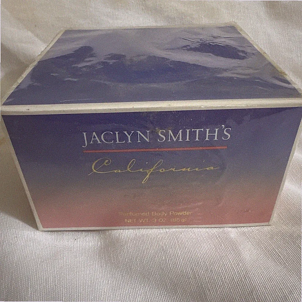Jaclyn Smith's California Perfect Body Powder Perfumed New Max Factor VTG Sealed